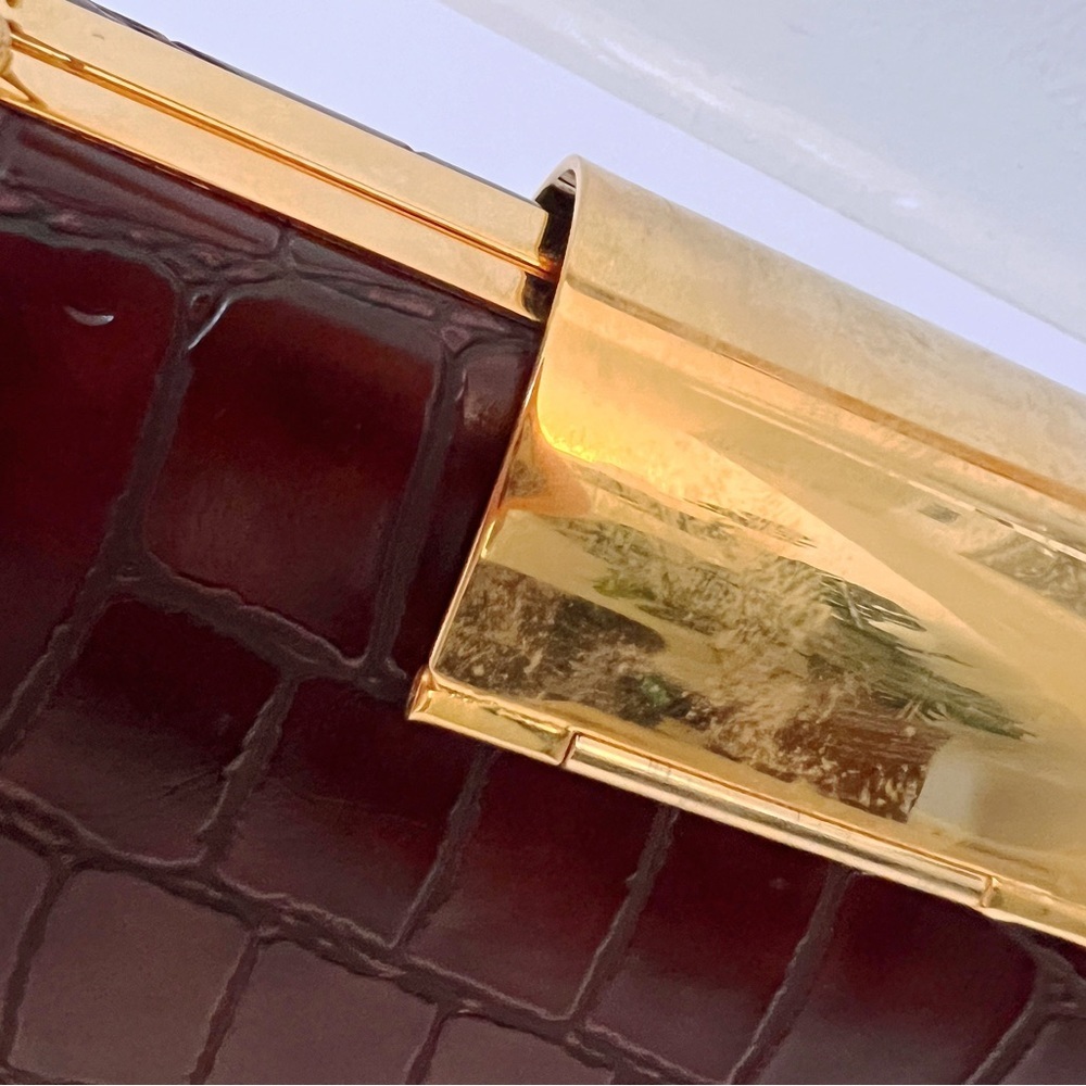 CLEARANCE ✨ Vintage Brown & Gold Clutch with Diamond Detail - Picture 8 of 13